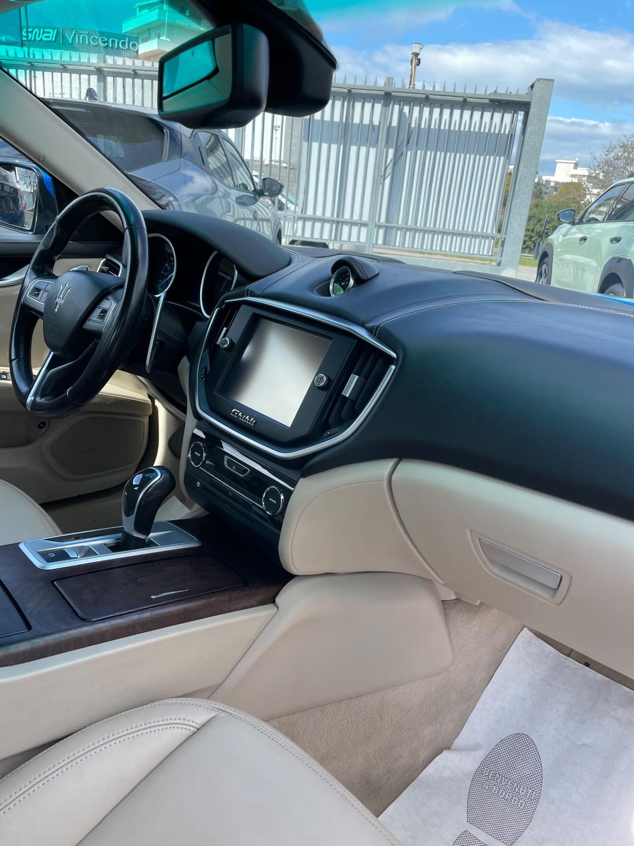 Maserati Ghibli Special Edition a*f*f*a*r*e