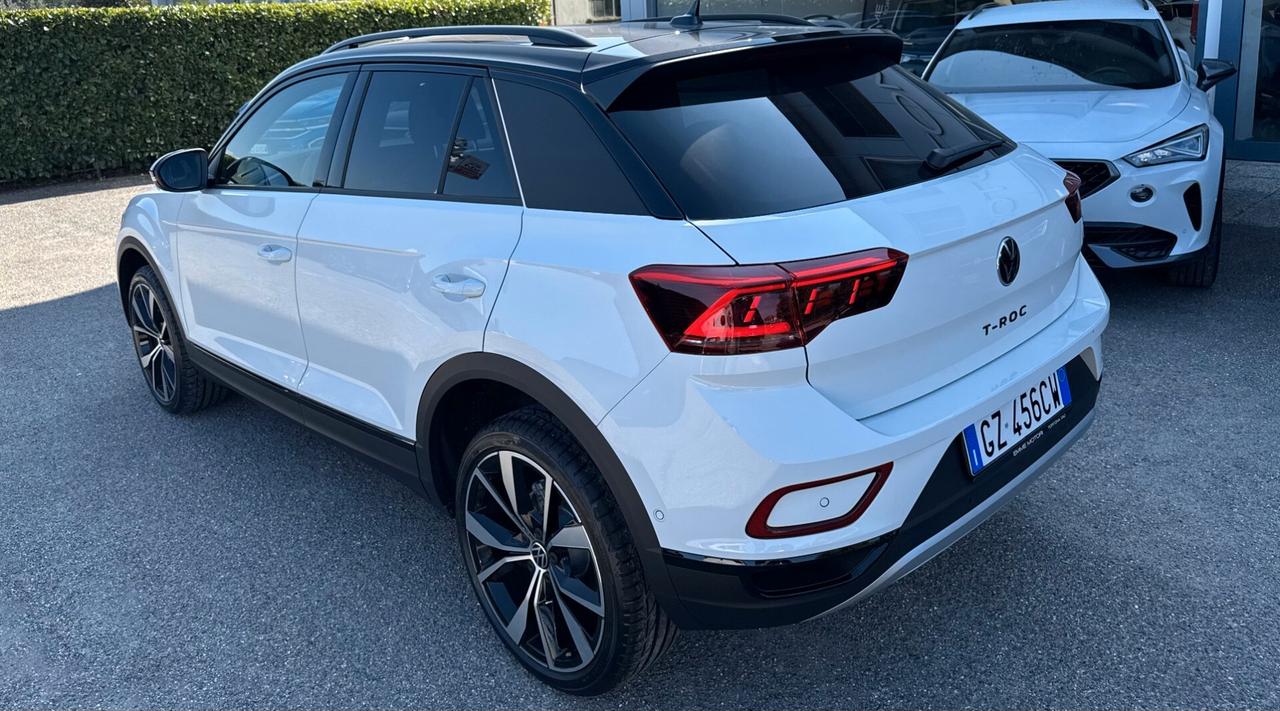 Volkswagen T-Roc 1.5 tsi Style dsg / NO VINCOLI / Fari Matrix