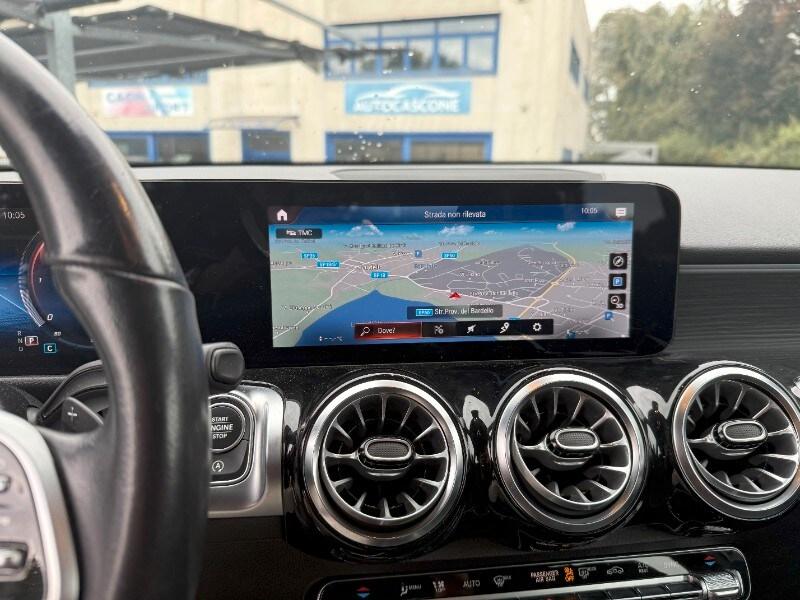 MERCEDES GLB (X247) GLB 200 d Automati...