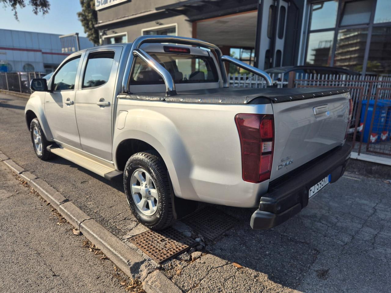 Isuzu D-Max 1.9 Doppia cabina Planet 4WD A/C