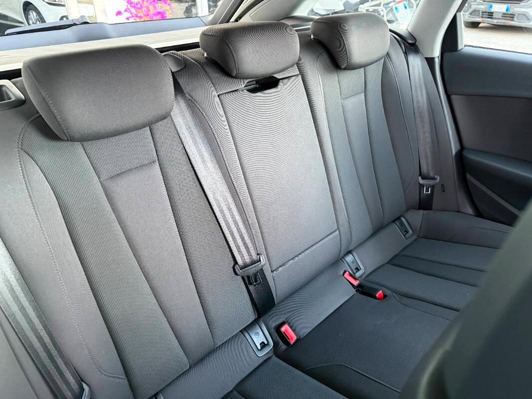 Audi A4 Allroad 40 2.0 tdi quattro 190cv s tronic