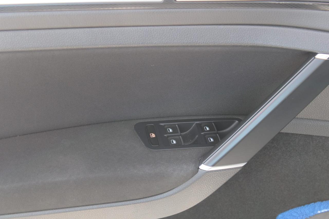 Volkswagen Golf 1.6 TDI 110 CV 5p. Executive BlueMotion Technology