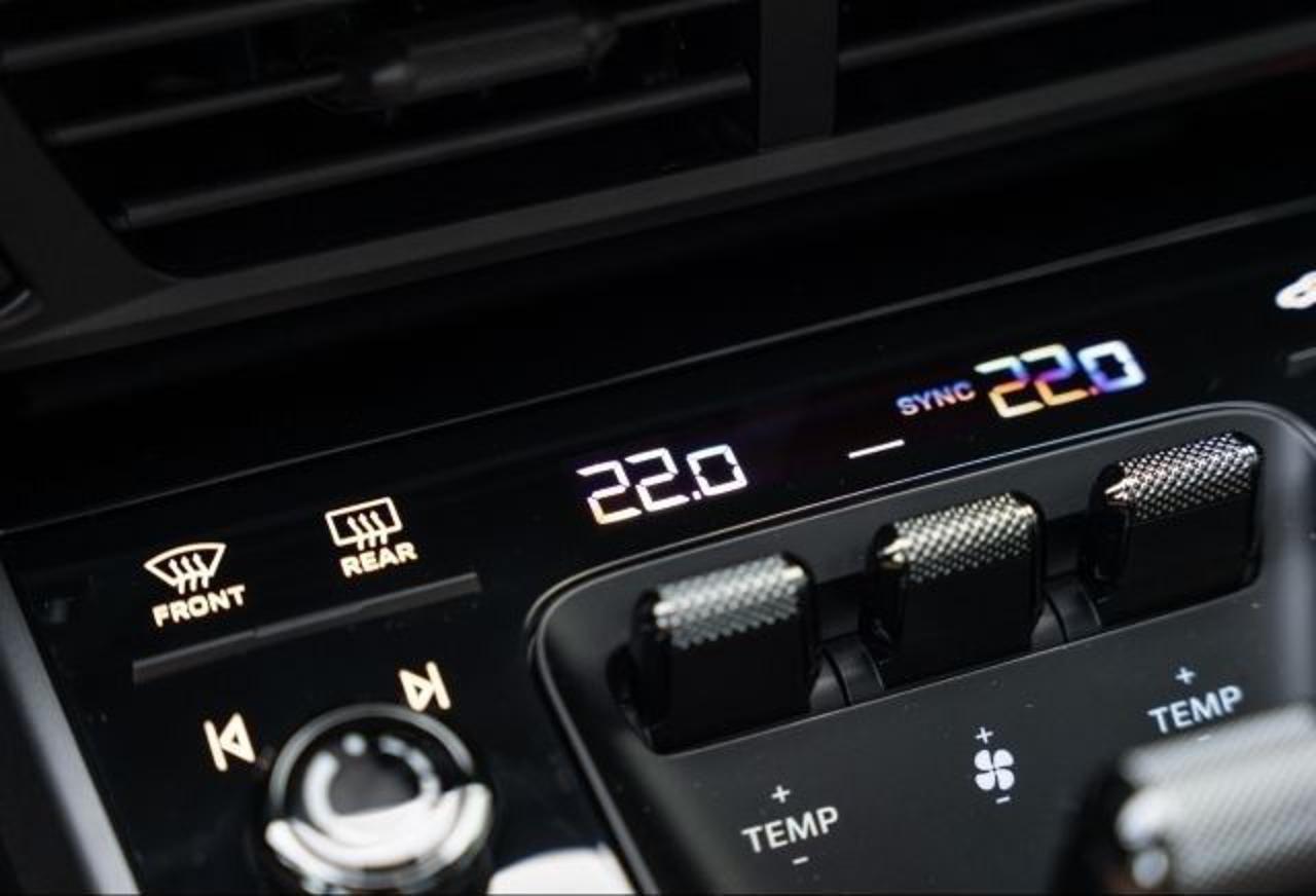 PORSCHE 911 Carrera*My2025-pelle-Matrix-tetto*