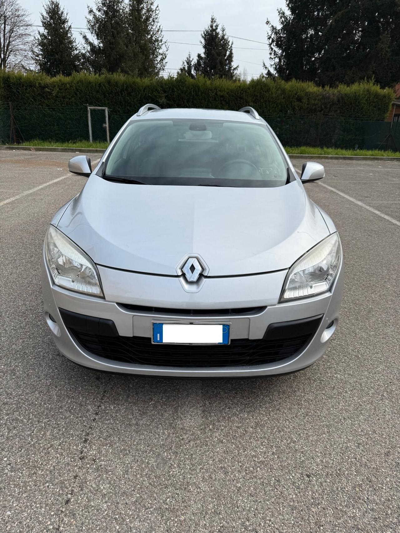 Renault Megane SporTour 1.5 dci - NAV. - 12 MESI DI GARANZIA -