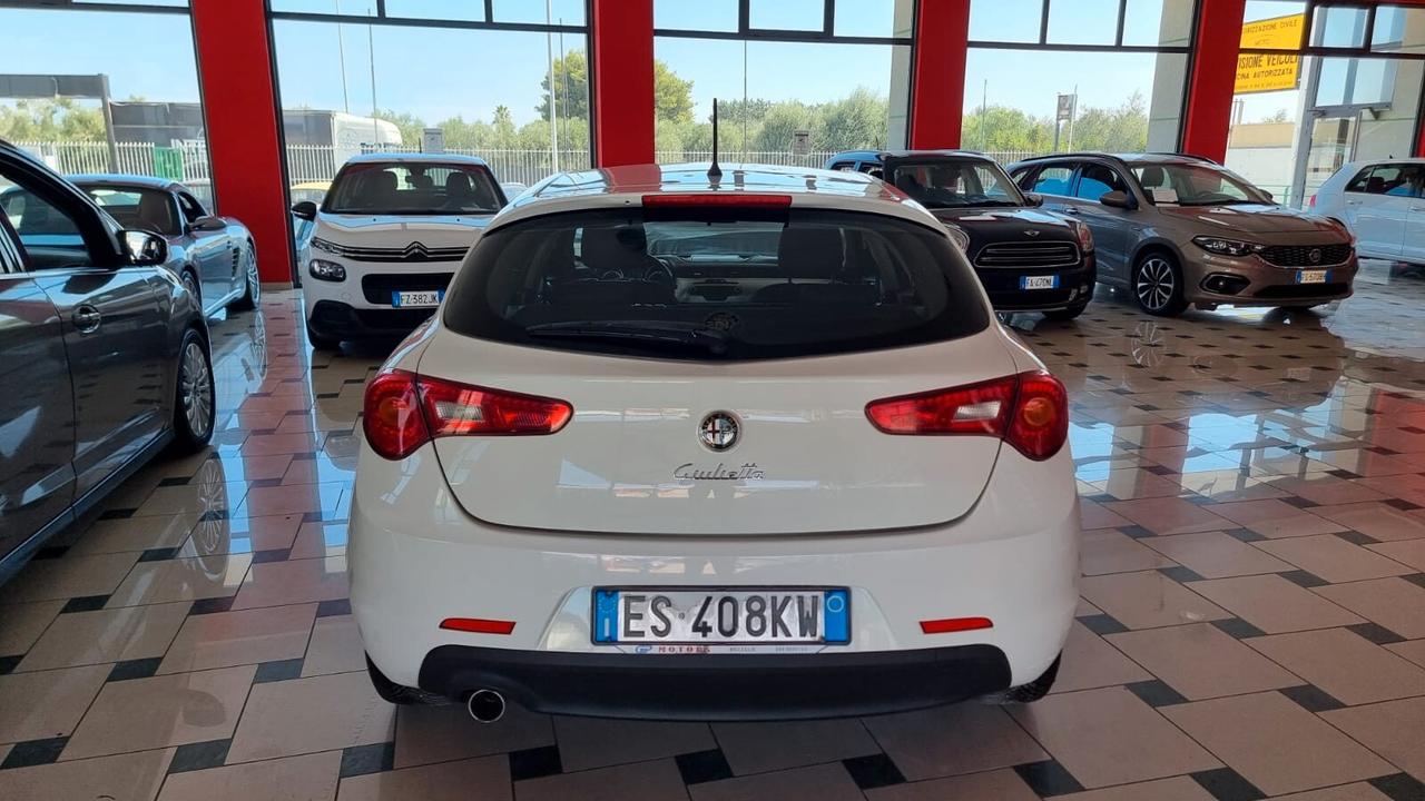 Alfa Romeo Giulietta 1.6 JTDm-2 105 CV Exclusive