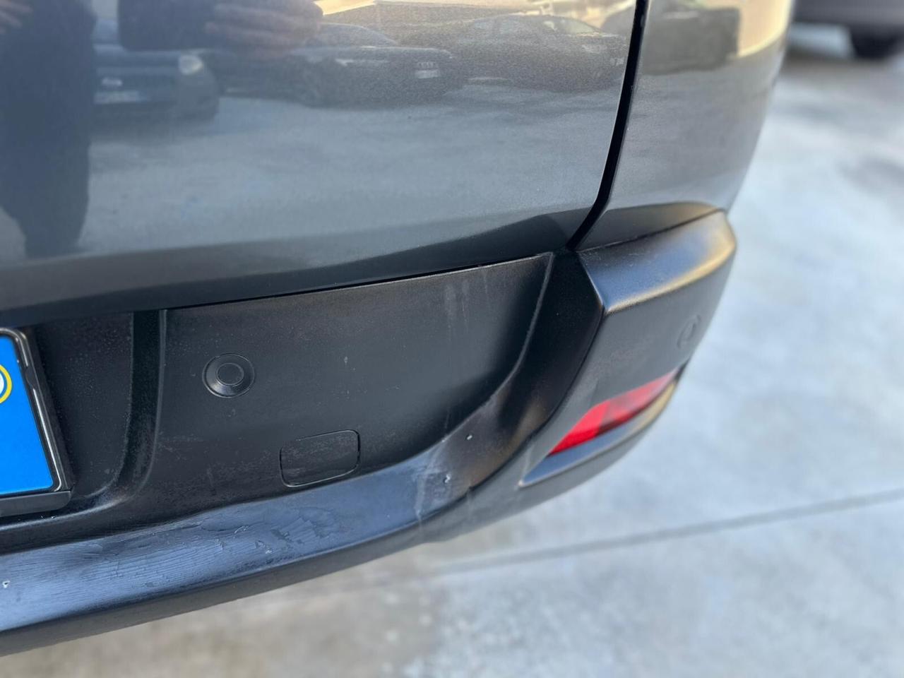 Peugeot 3008 1.6 HDi 115CV Allure