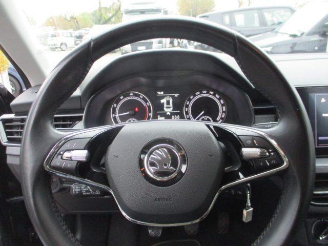 SKODA Kamiq 1.0 TSI Ambition ACC/CarPlay/OK NEOPAT.