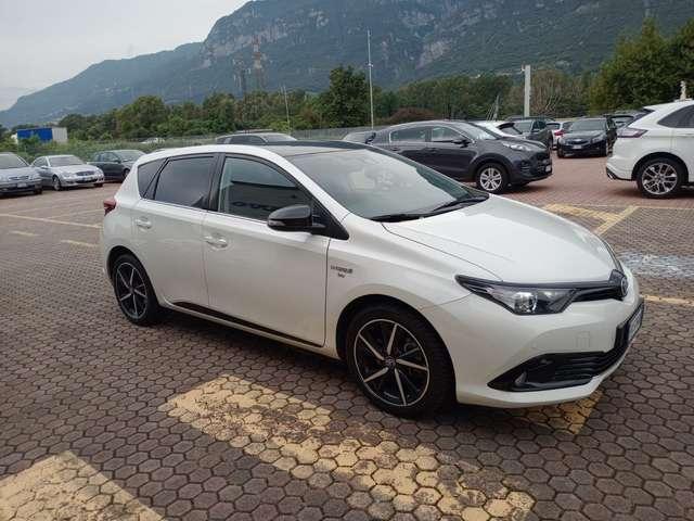 Toyota Auris 1.8h Black Edition cvt