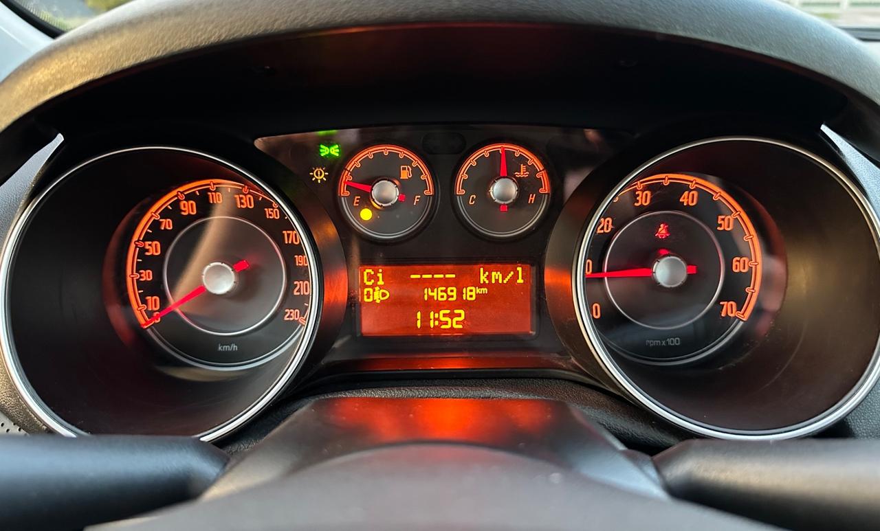 Fiat Punto Evo 1.2Bz 69Cv 5P Dynamic -Neopatentati