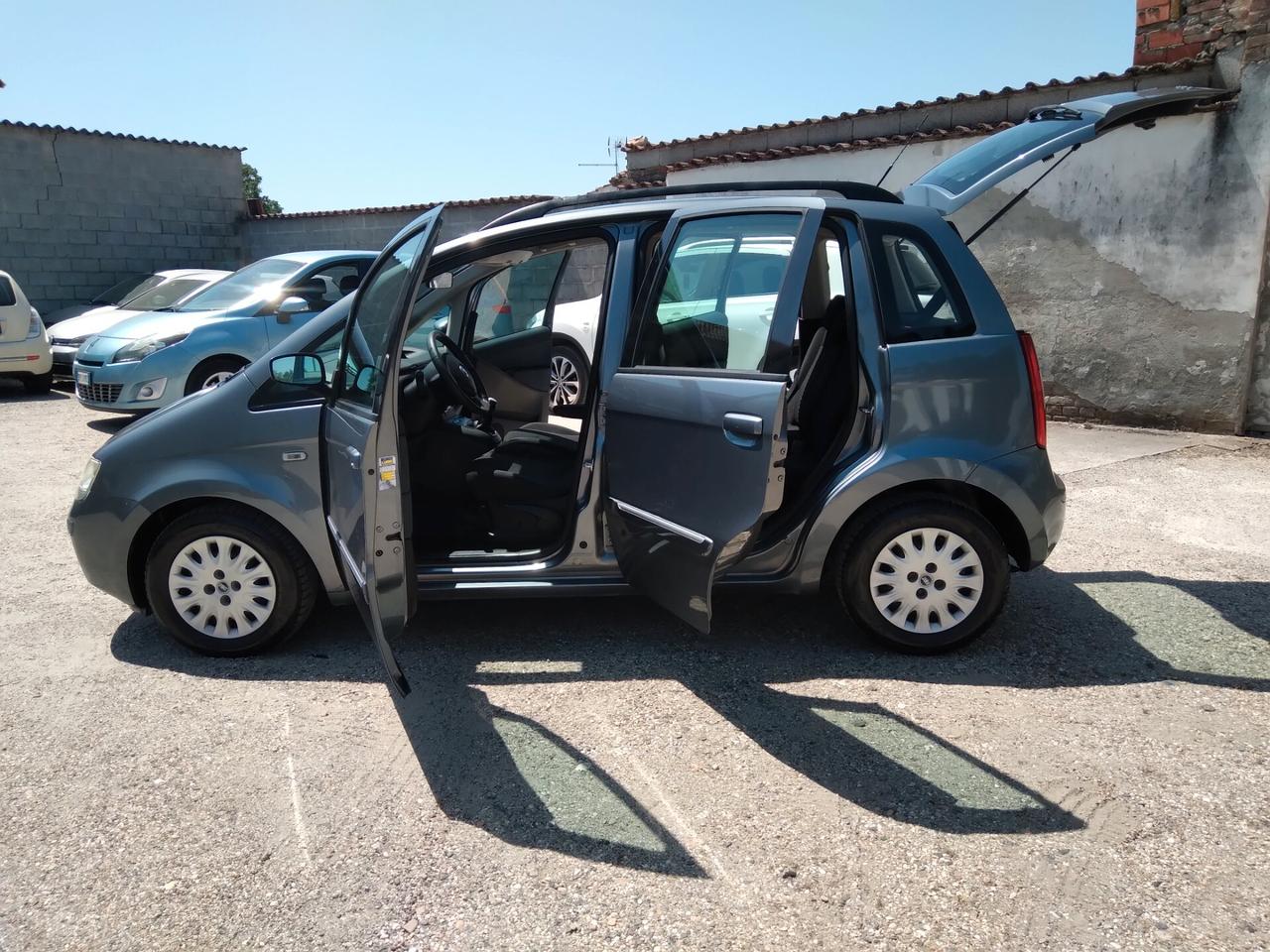 Fiat Idea 1.3 Multijet 16V 70 CV BlackEnergy xneopatentati
