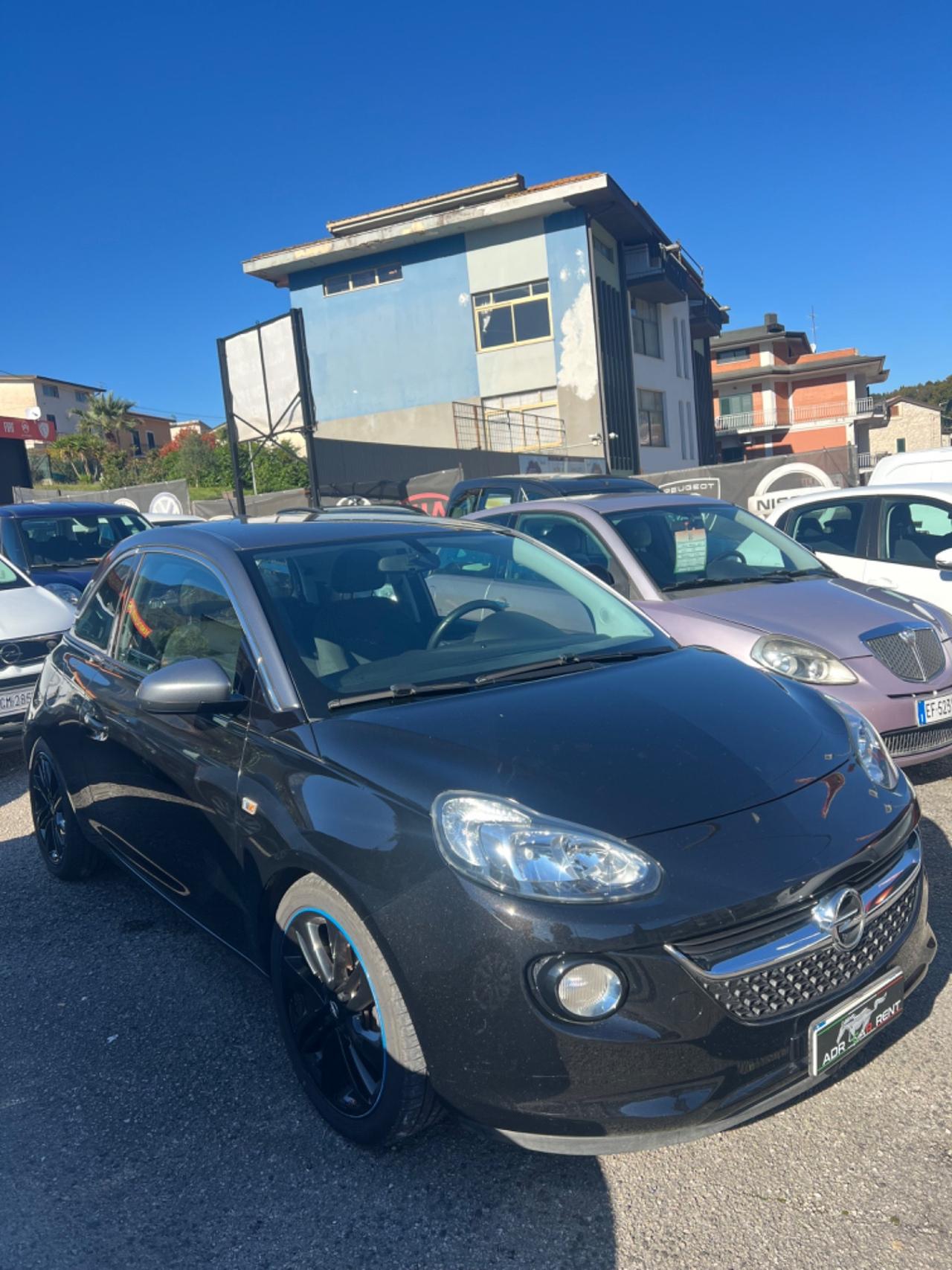 Opel Adam 1.2 70 CV