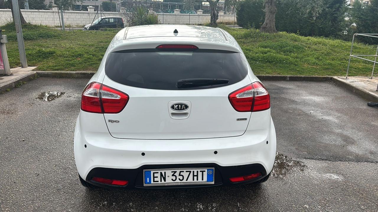 Kia Rio 1.4 CRDi WGT 5p. EX