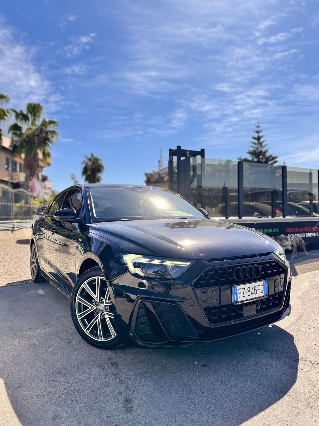 Audi A1 S-LINE 30 TFSi Total Black Cambio Automatico