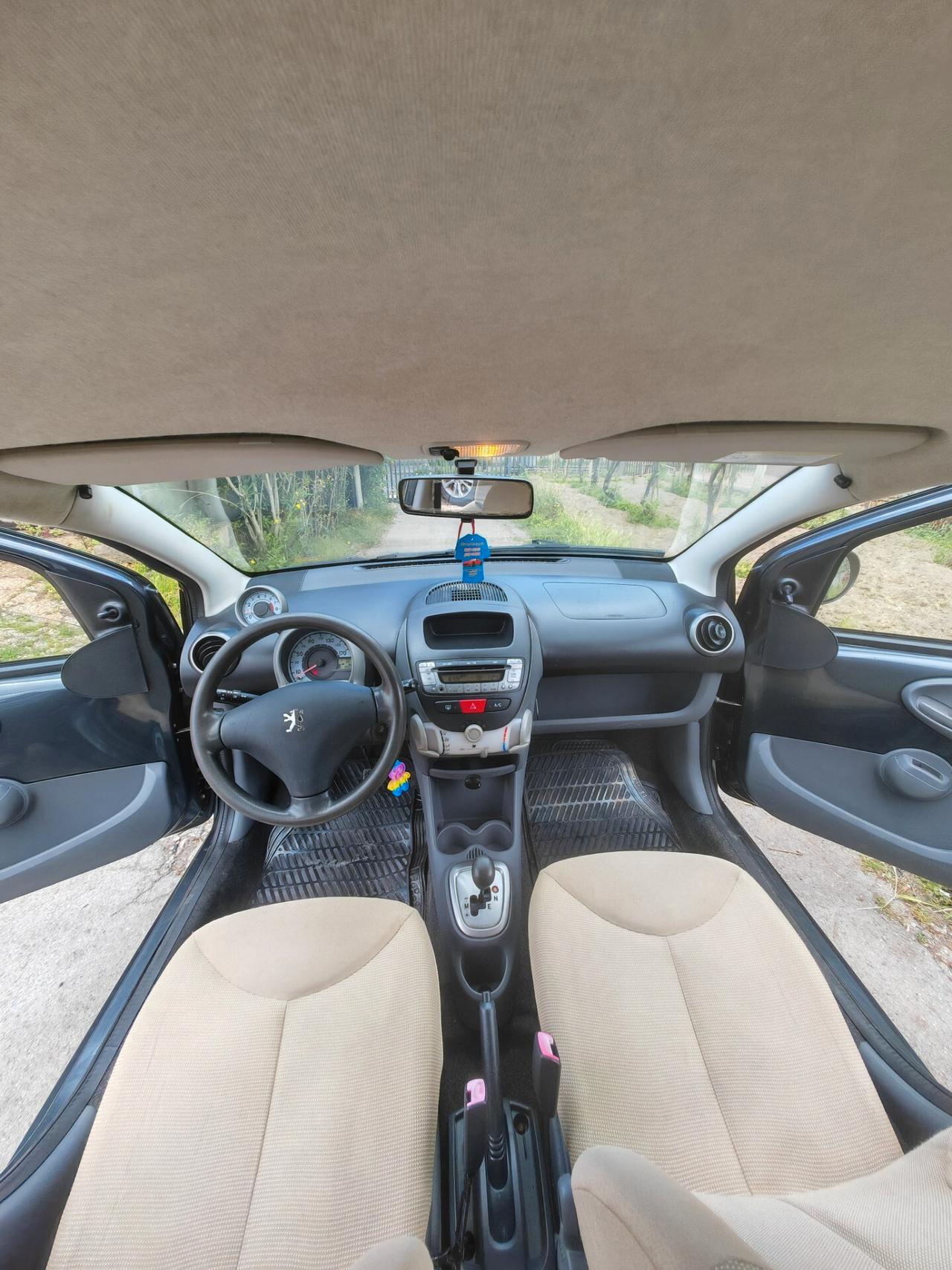AUTOMATICA PEUGEOT 107 POCHI KM SWEET YEARS