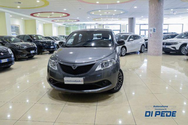 LANCIA Ypsilon 1.2 69 CV 5 porte Gold