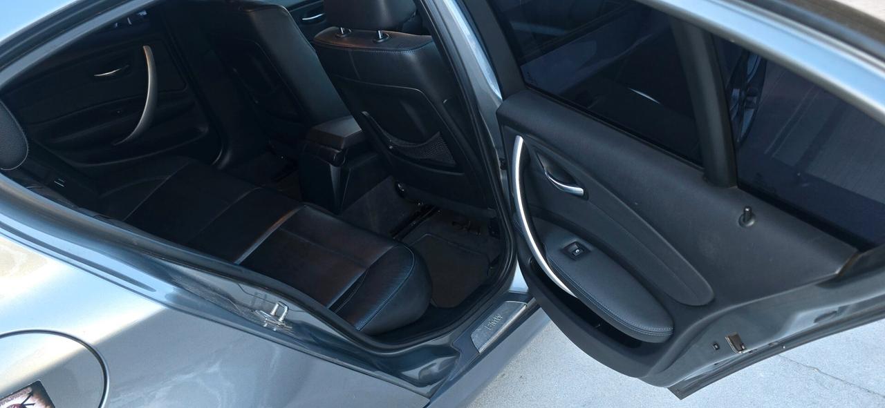 Bmw 120 D 5p. MANUALE PACCHETTO M