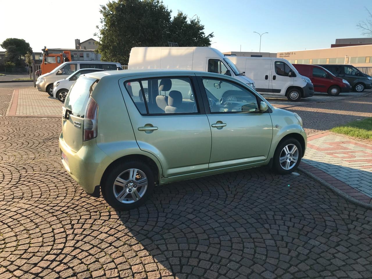 Daihatsu Sirion 1.3 Hiro 4WD GPL