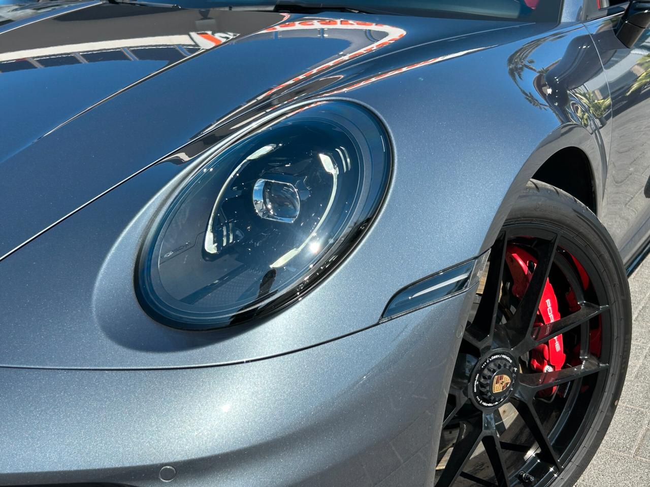 Porsche 992.2 911 Cabrio 3.6 Carrera 4 GTS auto 541 CV