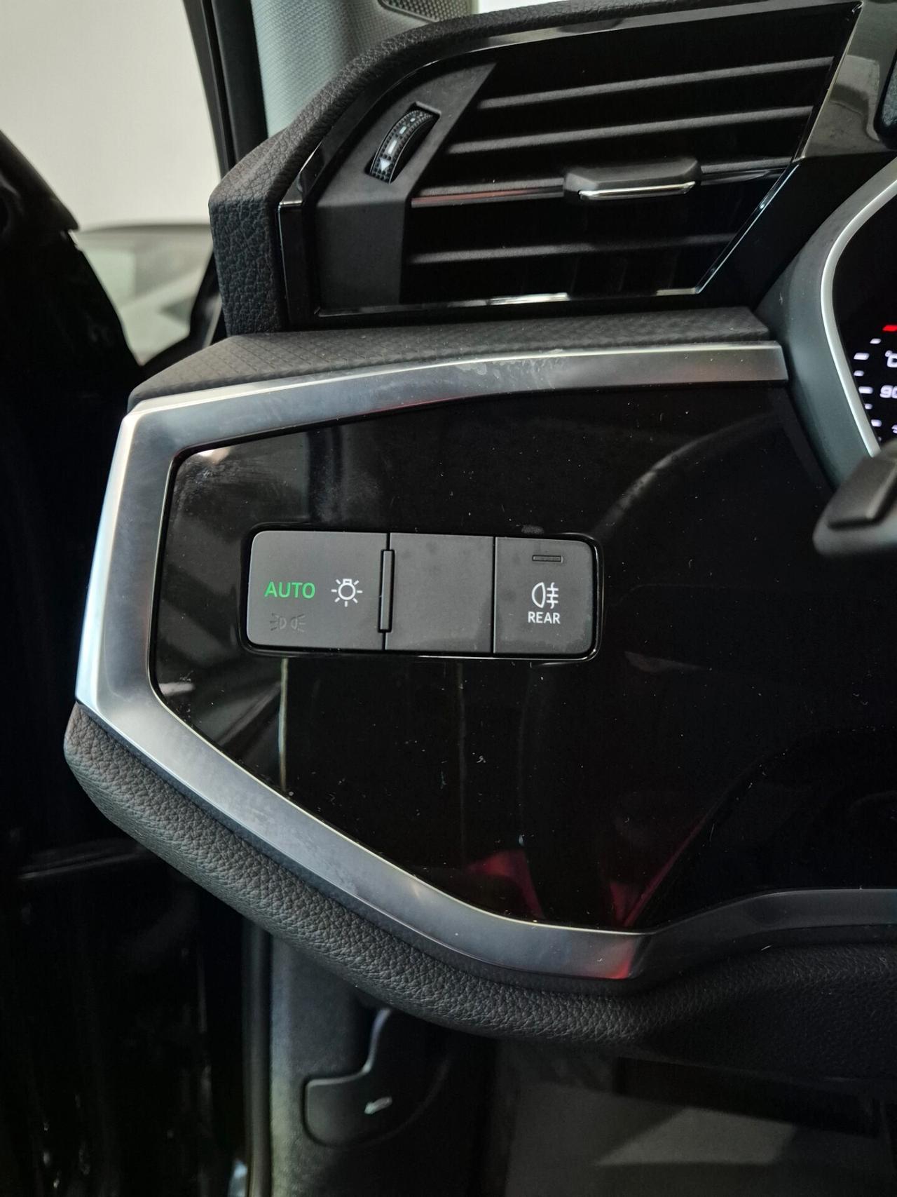 Audi Q3 SPB 1.5 150cv Hybrid Virtual Certificata Ufficiale