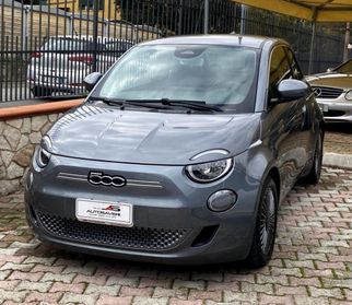 FIAT 500e business opening edition