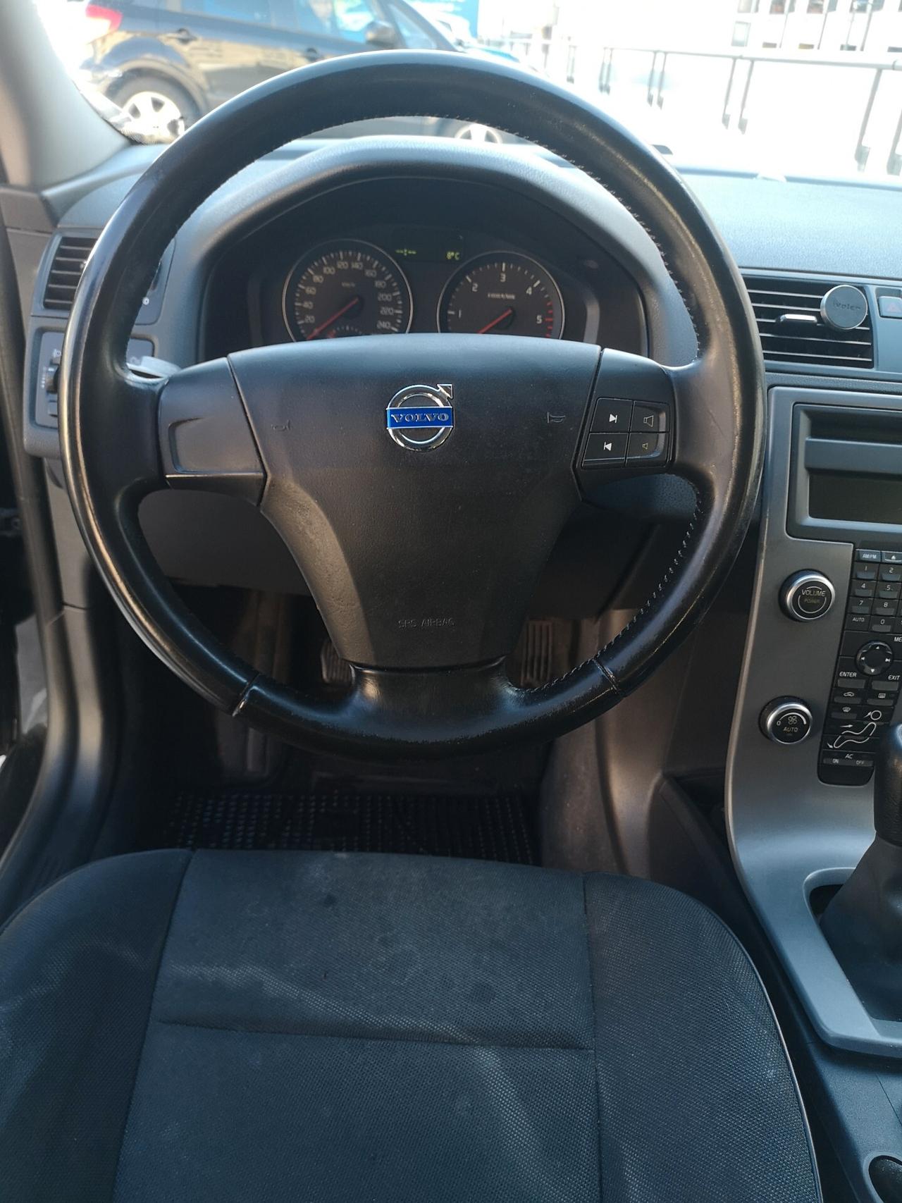 Volvo V50 D4 Kinetic 115cv - 2011