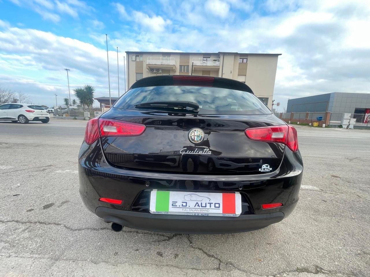 Alfa Romeo Giulietta 1.6 JTDm-2 120 CV Distinctive