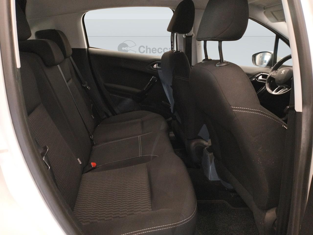 Peugeot 208 PureTech 82 5 porte Allure
