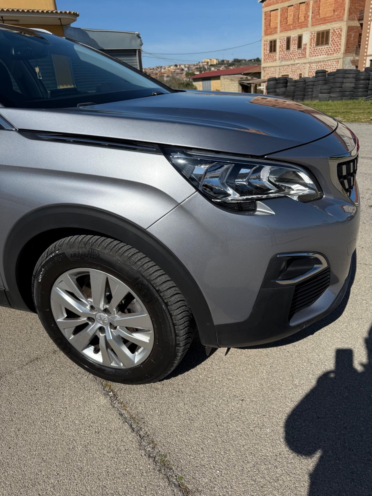 Peugeot 3008 BlueHDi 130 S&S Business