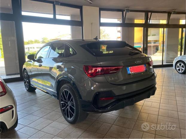 AUDI Q3 SPB 35 TDI S tronic S line edition