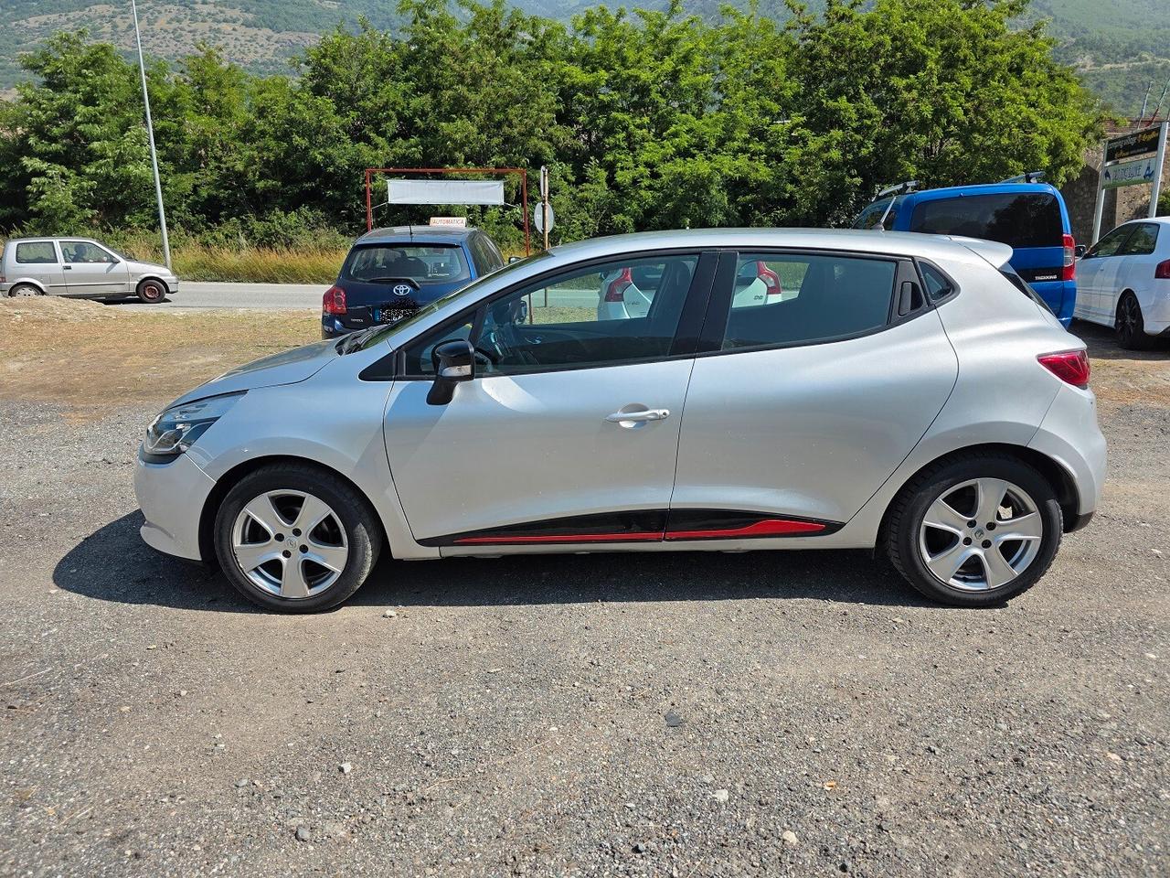 Renault Clio 1.5 dCi NEOPATENTATI