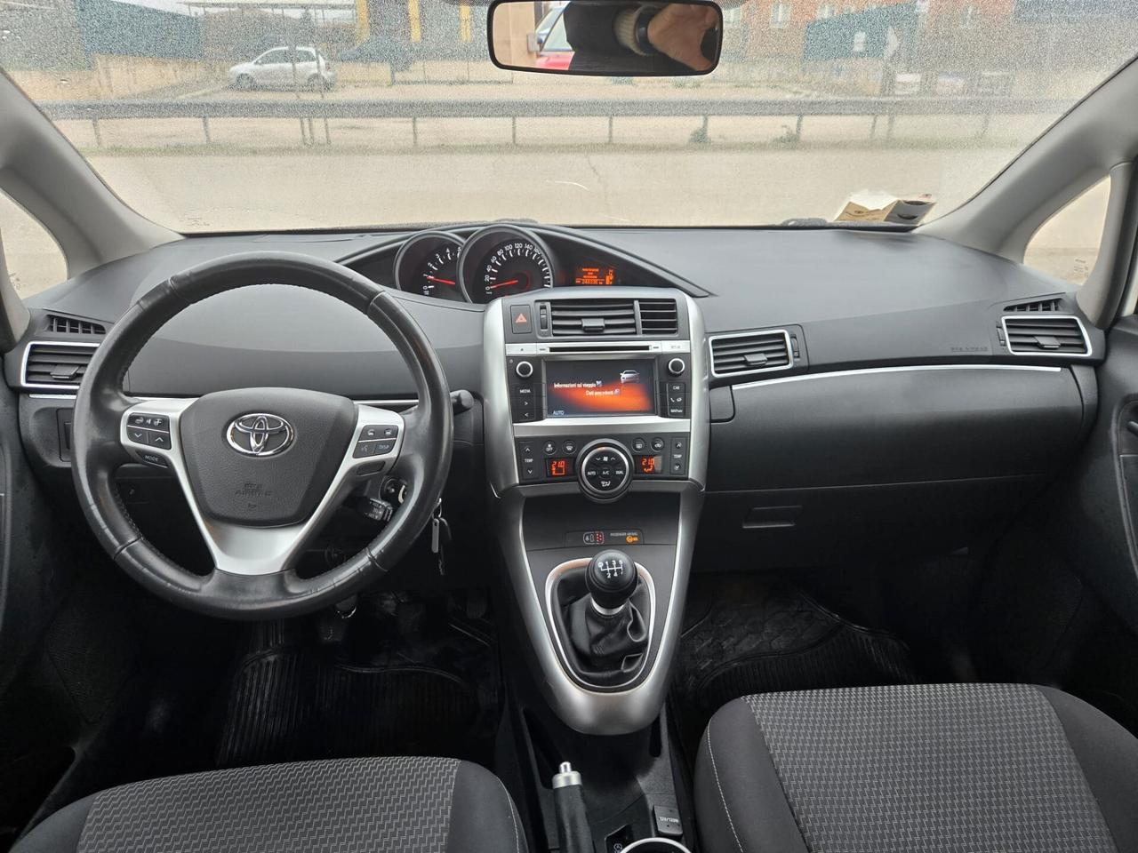 Toyota Verso 1.6 D-4D Active 5 posti