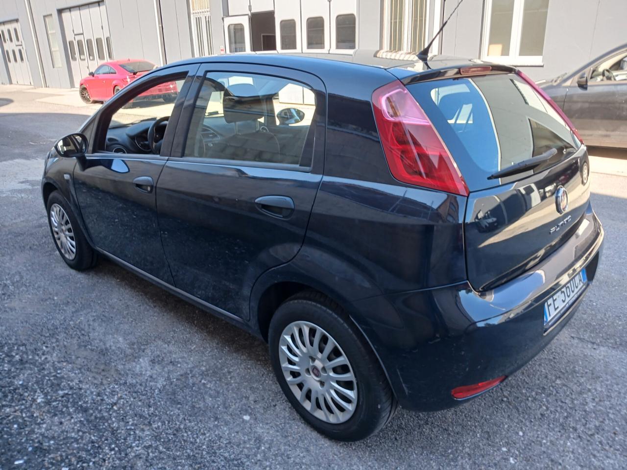 Fiat Punto 1.2 8V 5 porte Young*EURO6*NEOPATENTATI