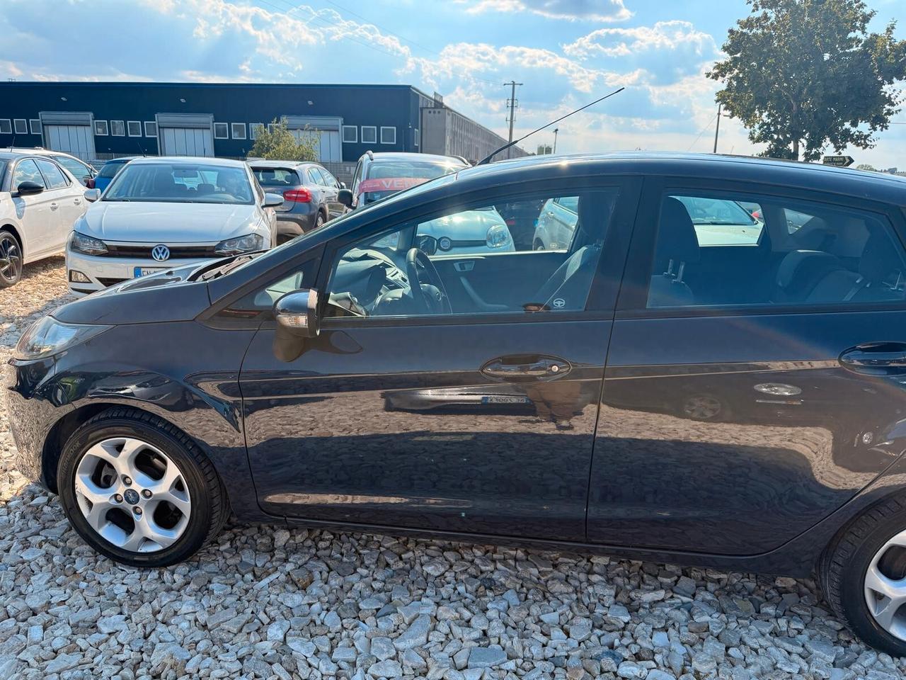 Ford Fiesta 1.4 TDCi 70CV 5 porte Titanium