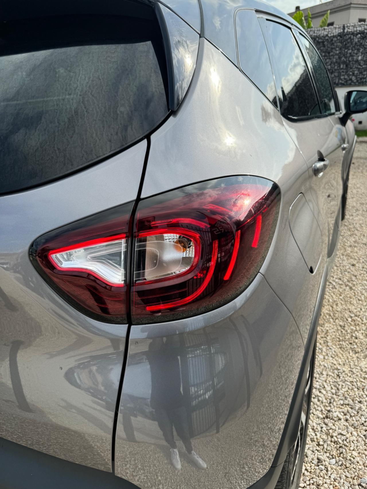 Renault Captur dCi 8V 90 CV EDC Sport Edition2