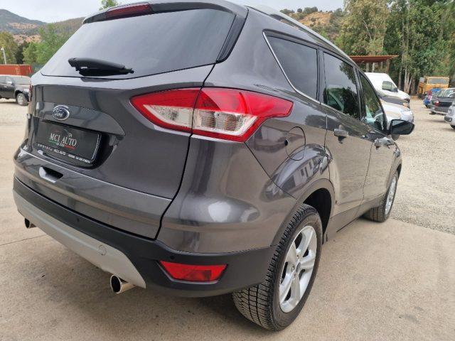 FORD Kuga 2.0 TDCI 140 CV 4WD Titanium