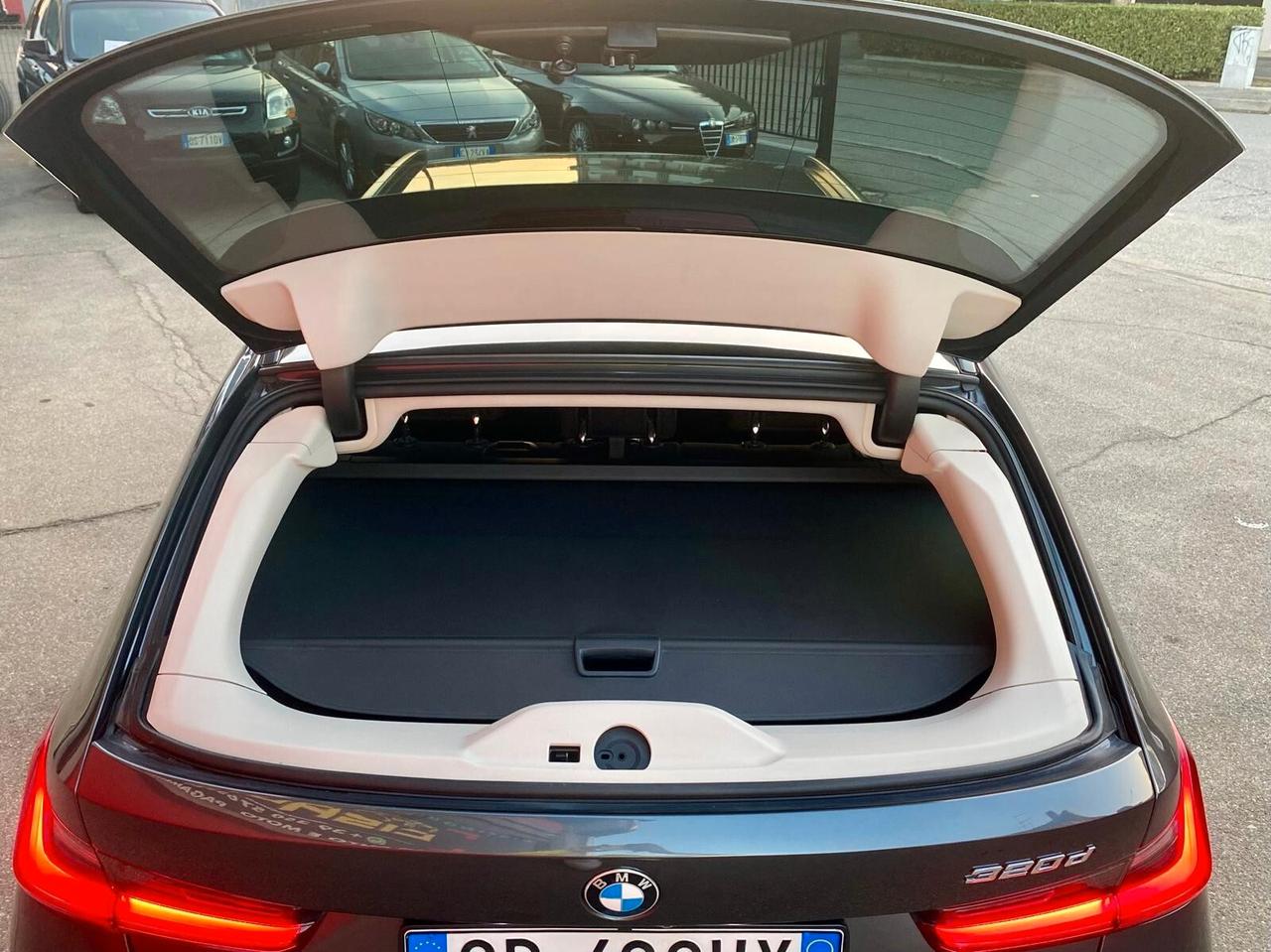 BMW 320 BMW 320D 48V TOURING ADVANTAGE 2.0 190CV - FARI FU