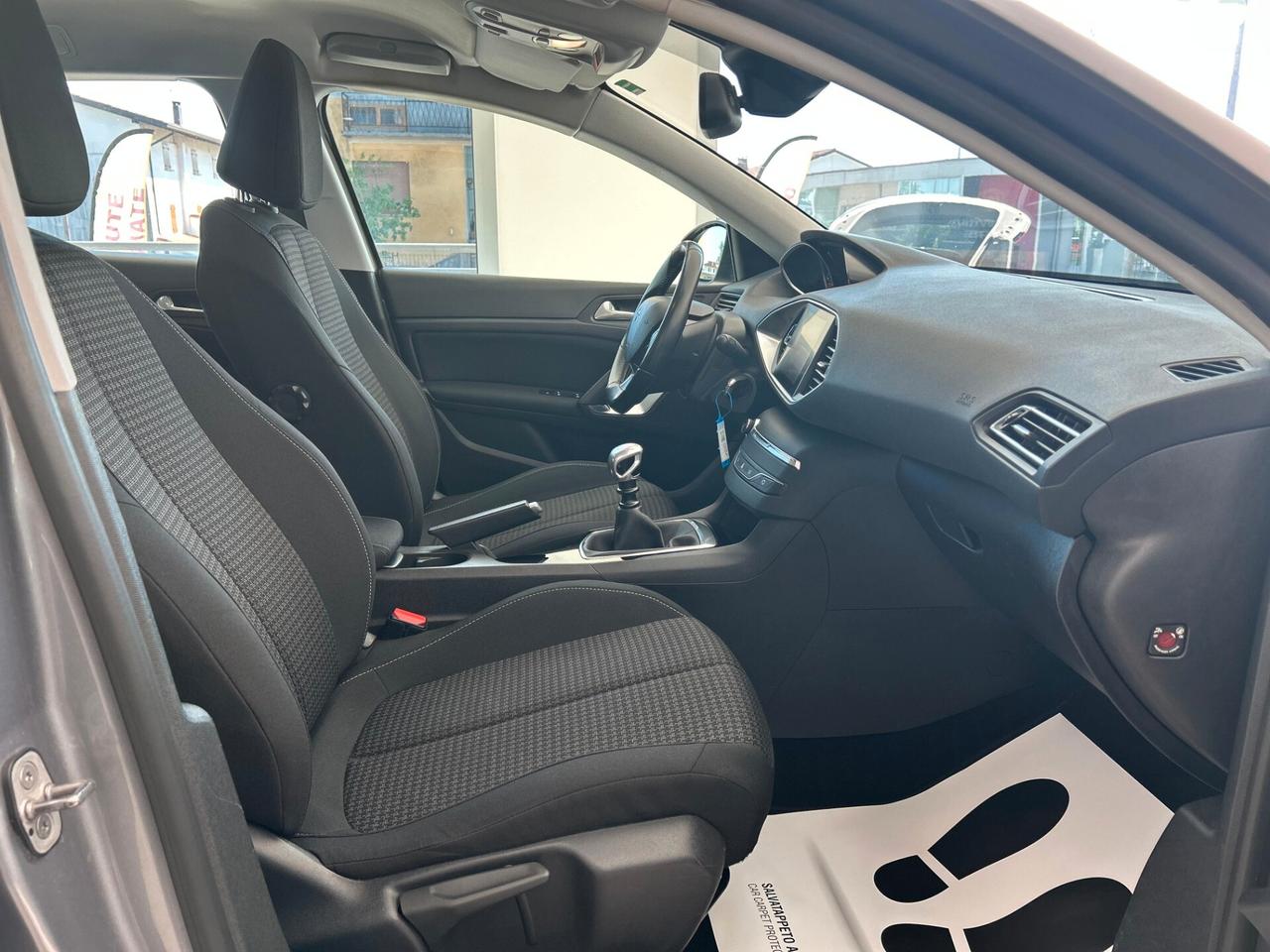 Peugeot 308 BlueHDi 120 S&S SW Business
