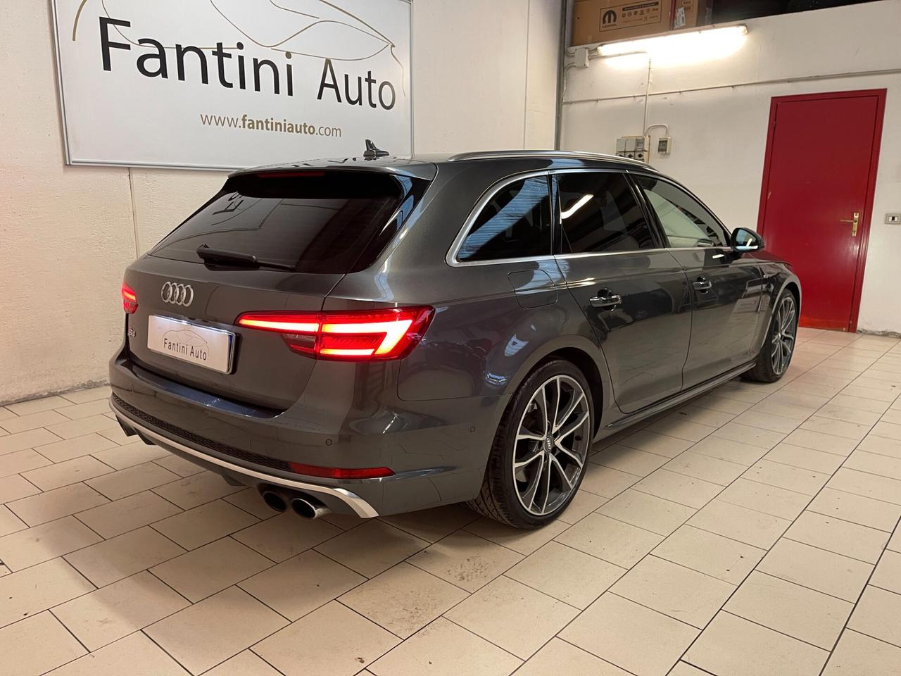 Audi A4 S4 Avant 3.0 TFSI quattro 354cv tiptronic-LEGGI SOTTO