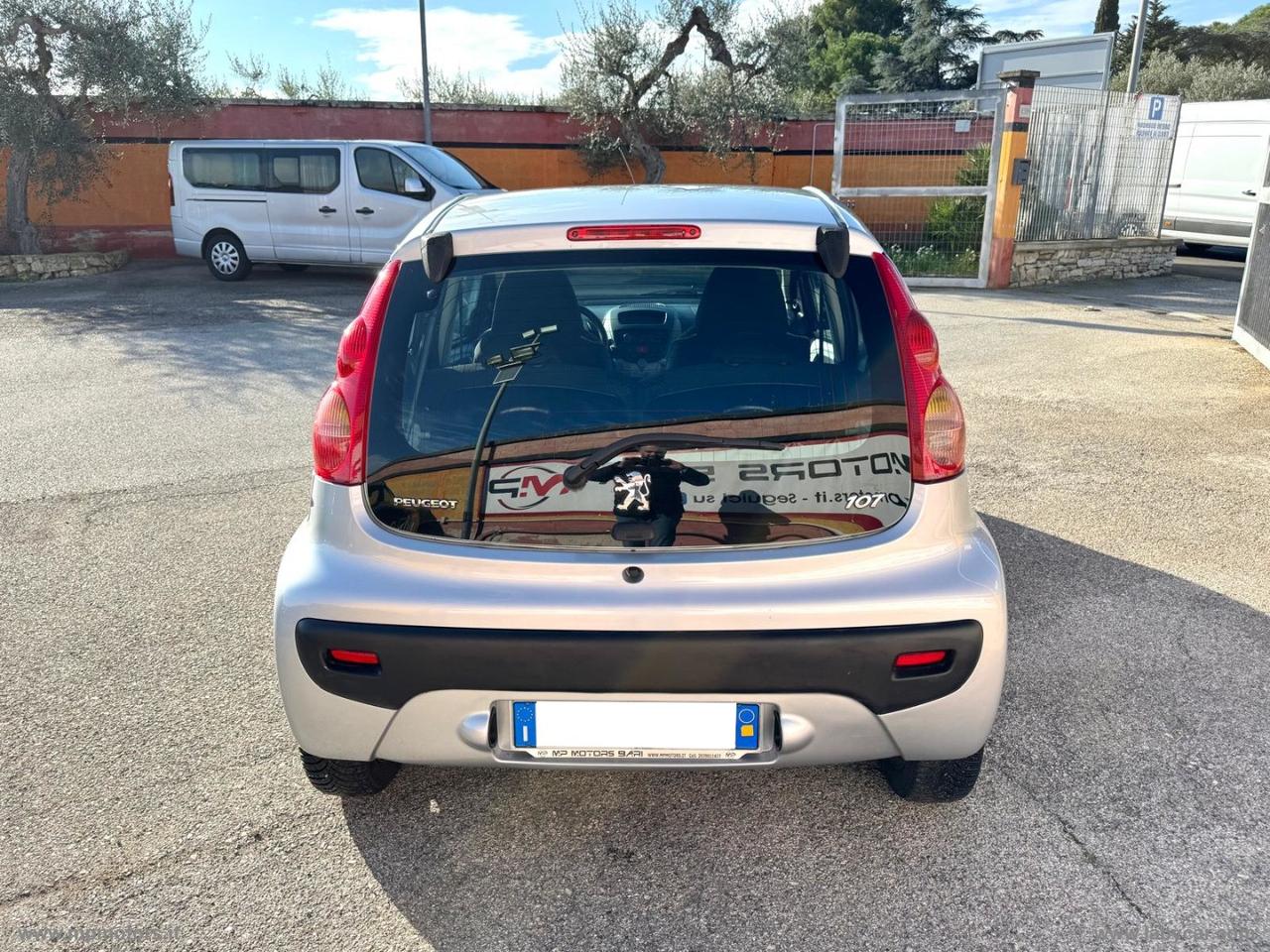 PEUGEOT 107 SWEET YEARS AUTOMATICA 1.0 68CV 5P.