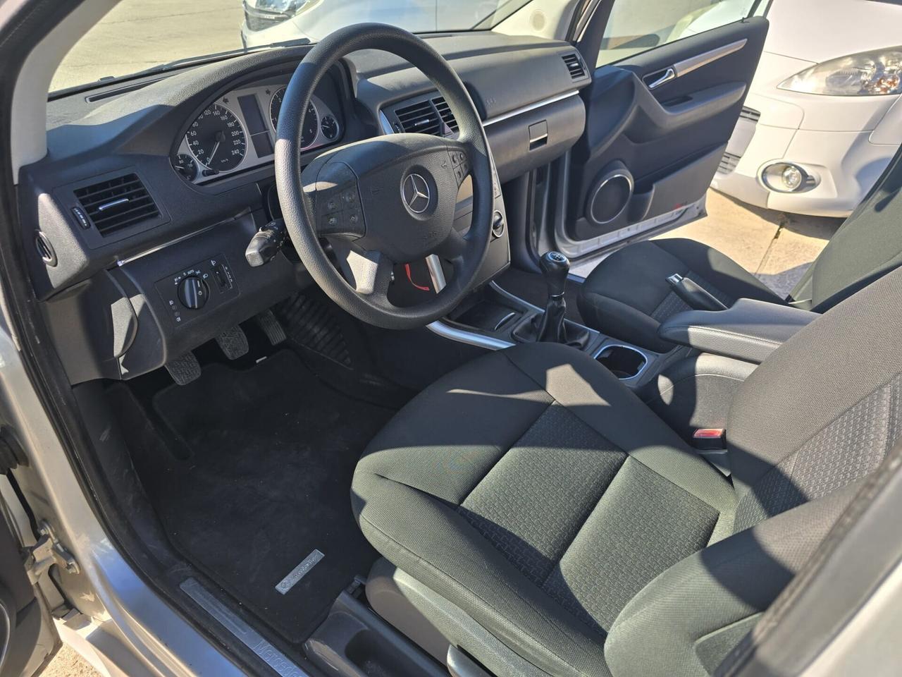 Mercedes-benz B 180 B 180 CDI