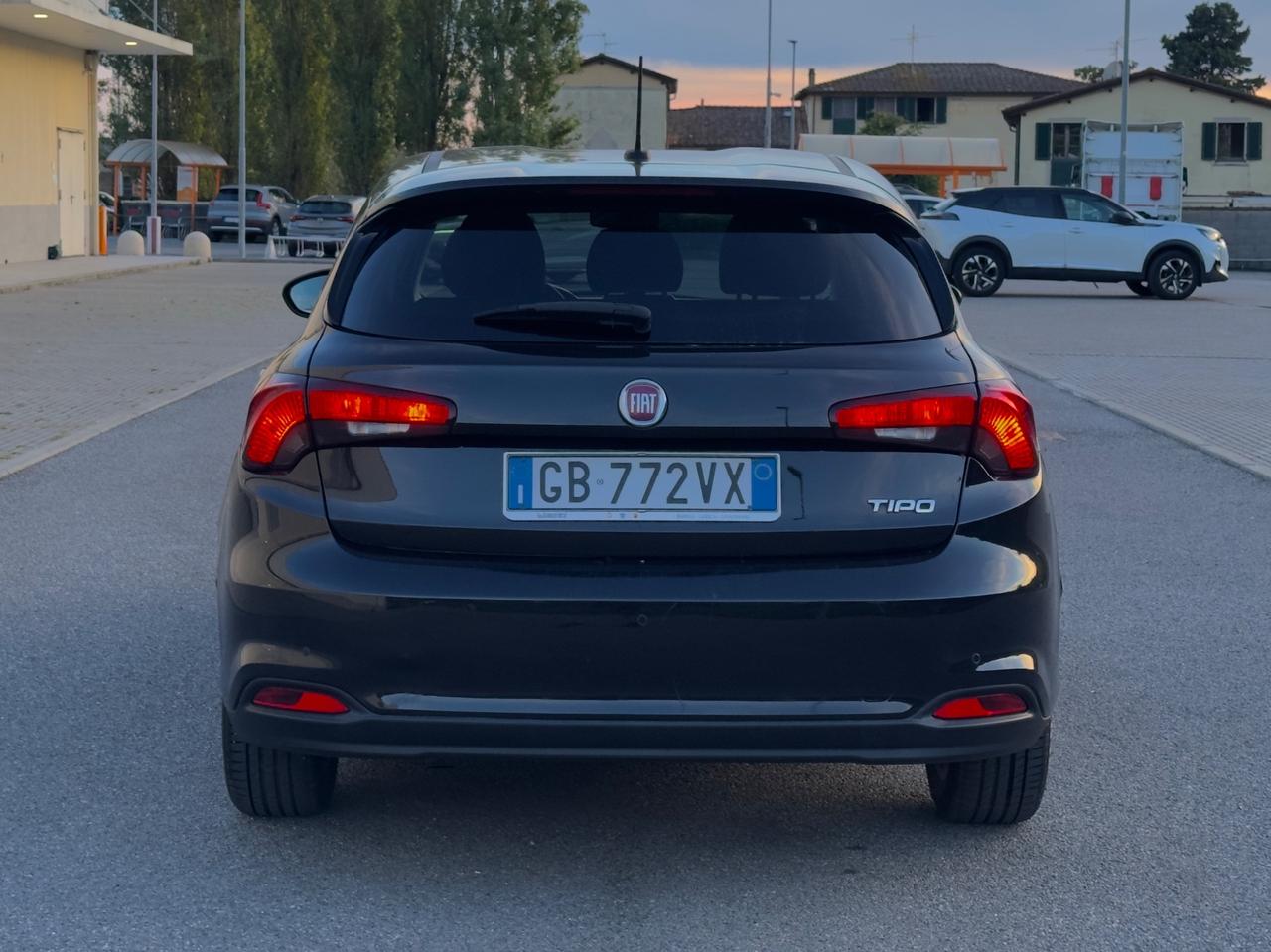 Fiat Tipo 1.6 Mjt S&S DCT 5 porte Sport