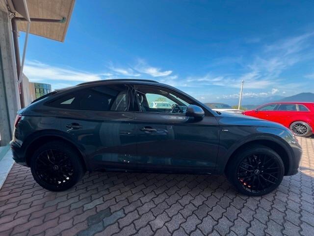 Audi Q5 Sportback 40 tdi Q. S-tronic S-line, 21″, Gancio Traino