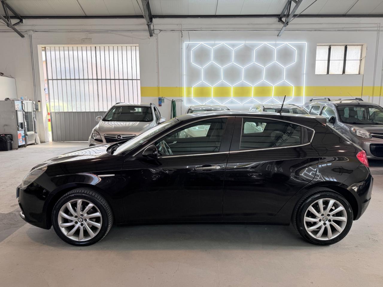 Alfa Romeo Giulietta 1.6 JTDM 105CV Exclusive