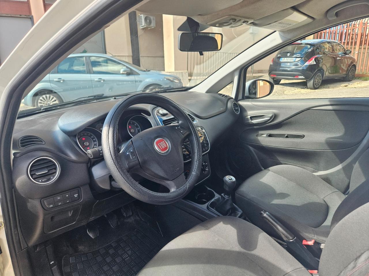 FIAT PUNTO 1300 MJT 75 CV 5P UNICO PROPRIETARIO