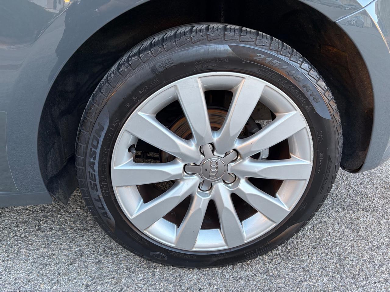 Audi A1 1.0 TFSI Design ideale per neopatentati