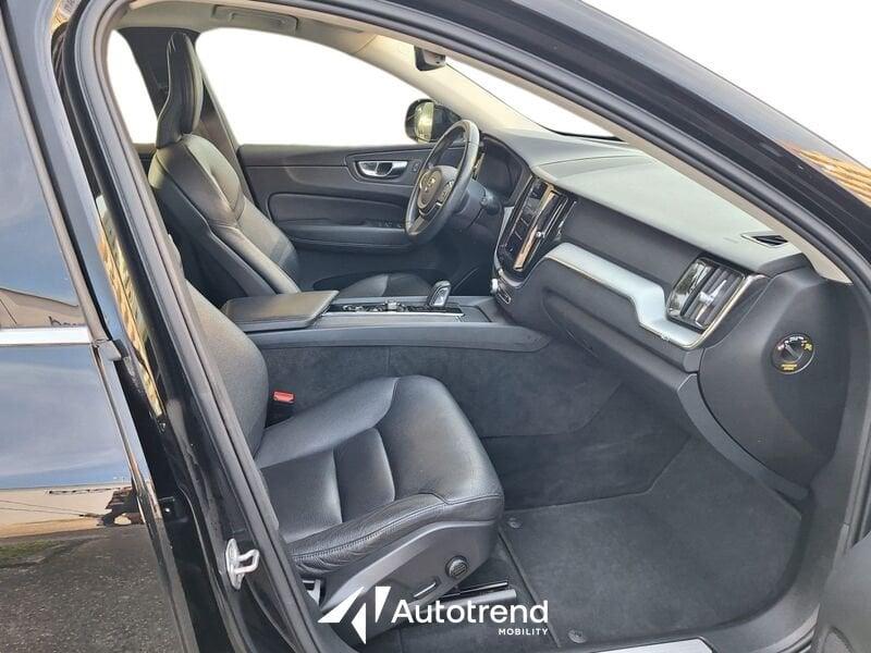 Volvo XC60 B4 197+14 CV AWD Automatica Mild Hybrid Momentum Pro