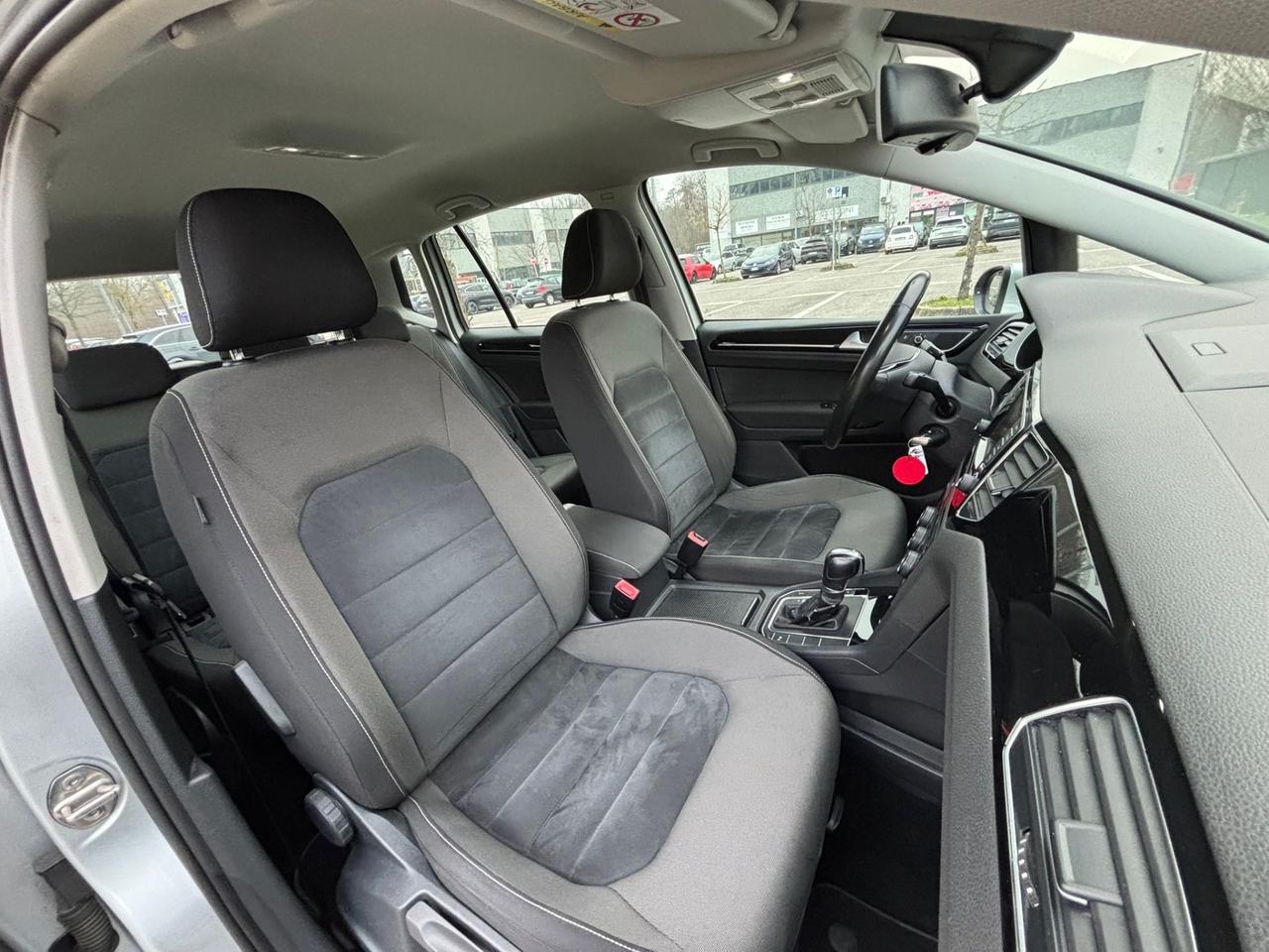 Volkswagen Golf Sportsvan 1.6 TDI 110CV DSG Highline BlueMotion Tech.