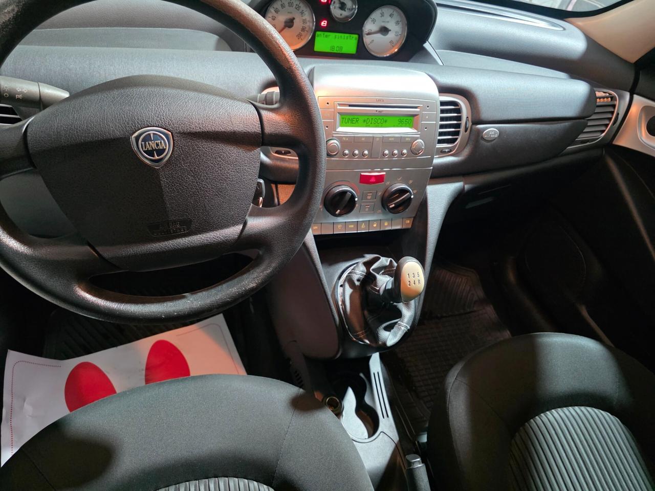 Lancia Ypsilon 1.2 Argento