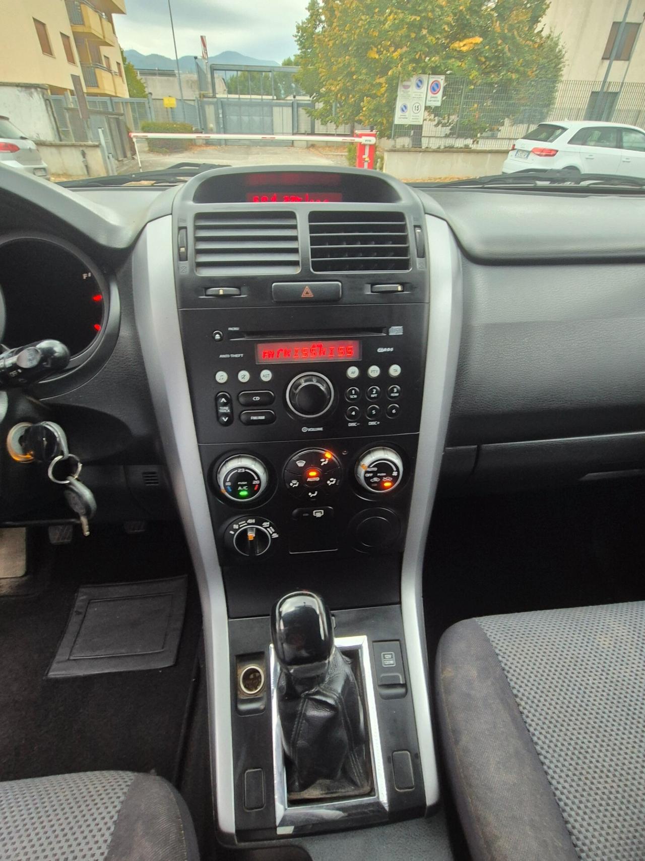 Suzuki Grand Vitara 1.9 DDiS 3 porte