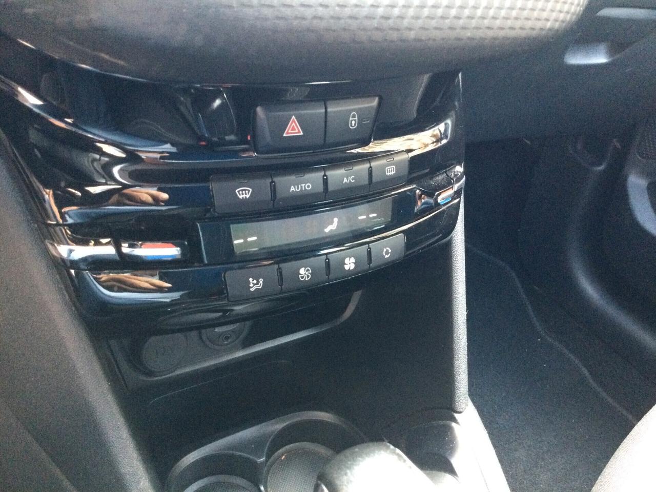 Peugeot 208 1.2 Allure 5 porte